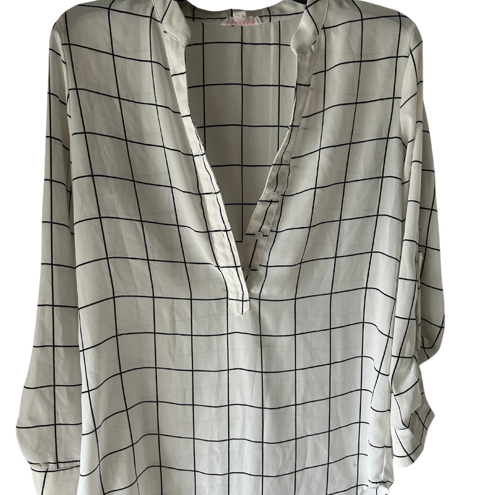 White Plaid Blouse with Large Black Check Pattern – Size Small